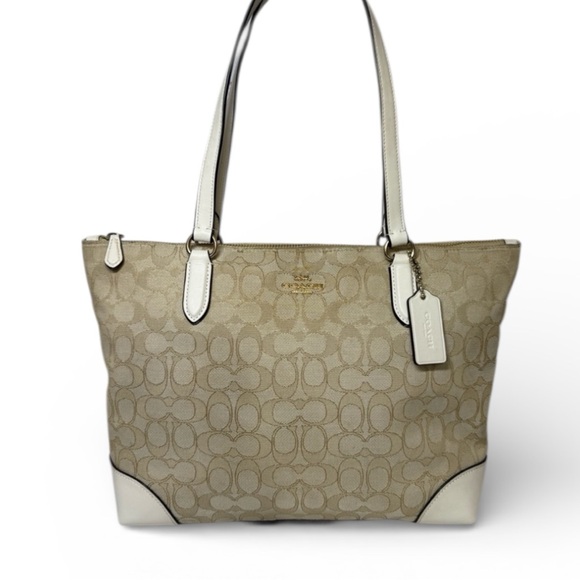 Coach Handbags - Coach City Zip Tote Shoulder Bag